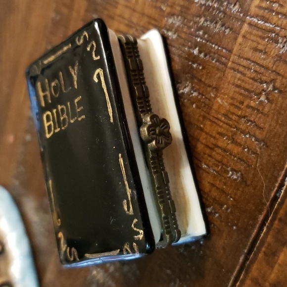 Religious trinket boxes set of 2 - Picture 3 of 10